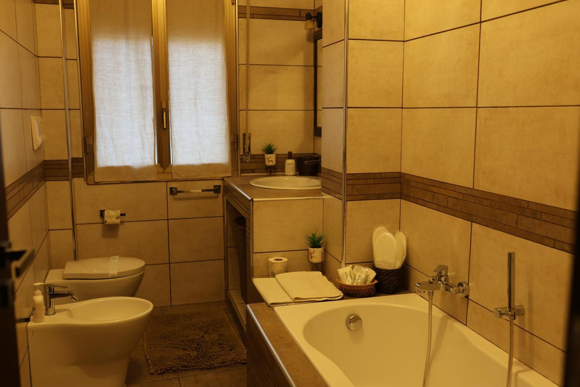 Like Home Apartment Reggio di Calabria Ngoại thất bức ảnh