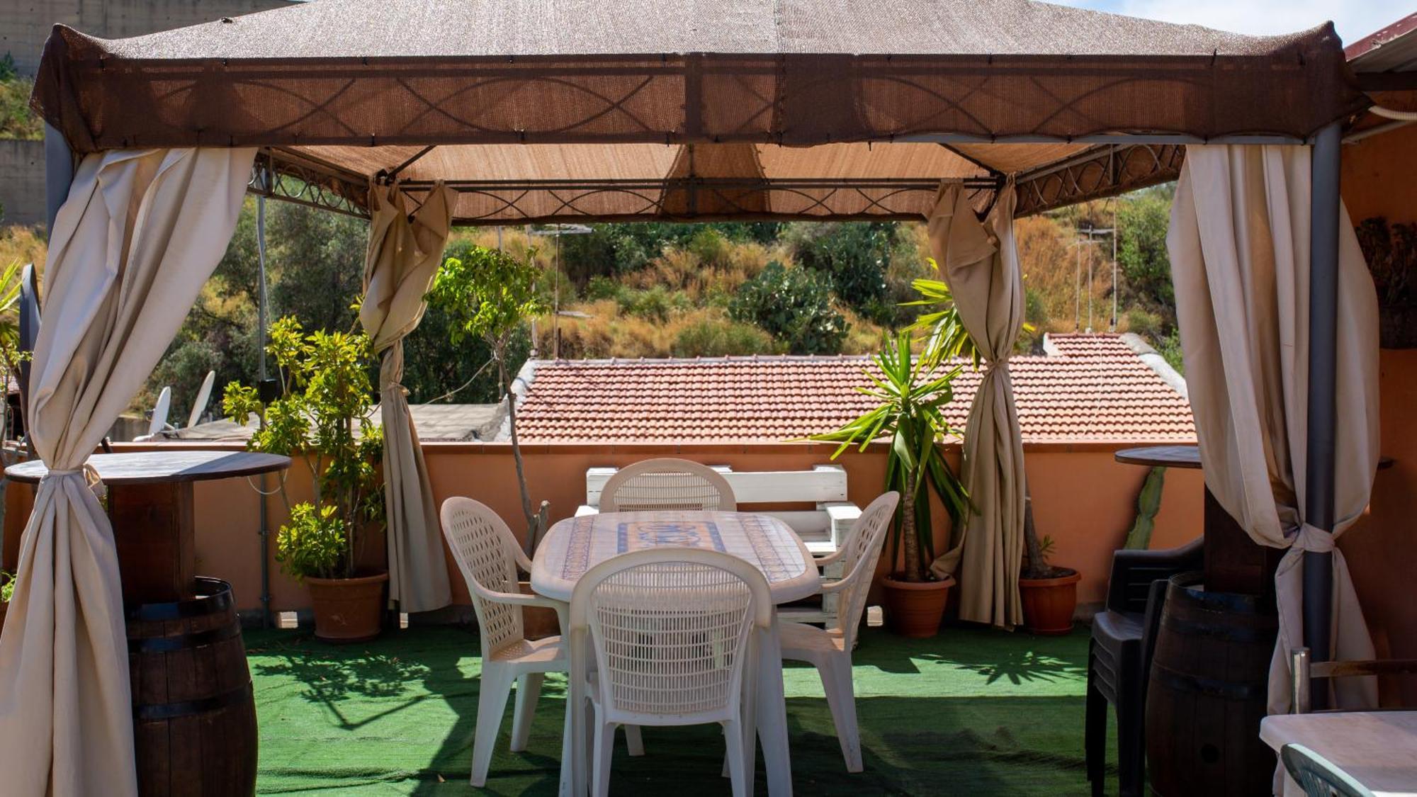 Like Home Apartment Reggio di Calabria Ngoại thất bức ảnh