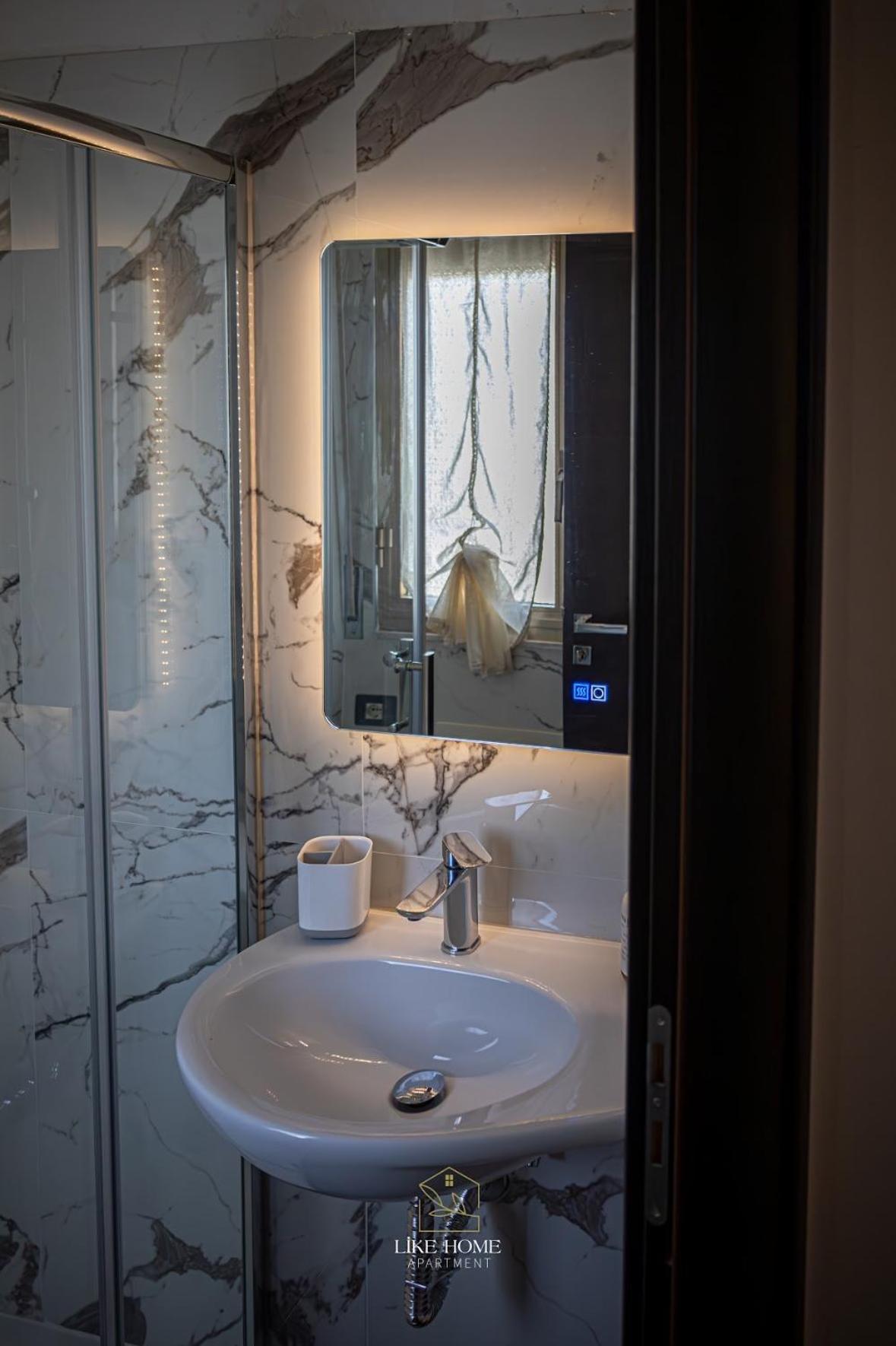 Like Home Apartment Reggio di Calabria Ngoại thất bức ảnh