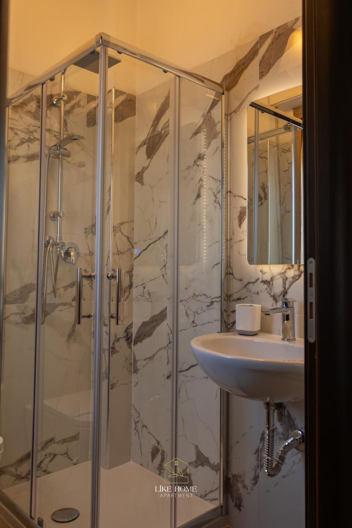 Like Home Apartment Reggio di Calabria Ngoại thất bức ảnh